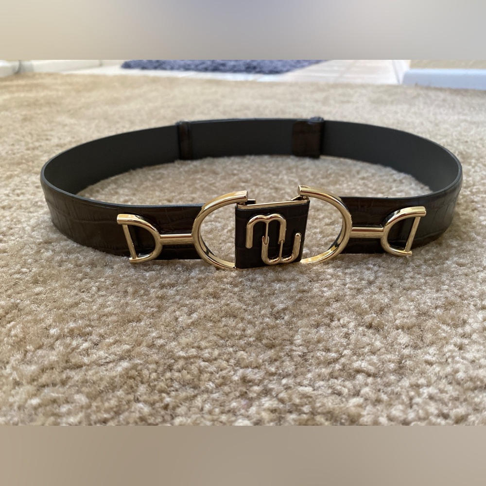 Maje leather belt. Size 1. Brand new.